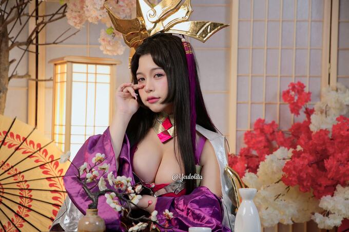 Loạt ảnh cosplay Điêu Thuyền đẹp hoàn hảo: Khoe vòng 1 “tràn viền”